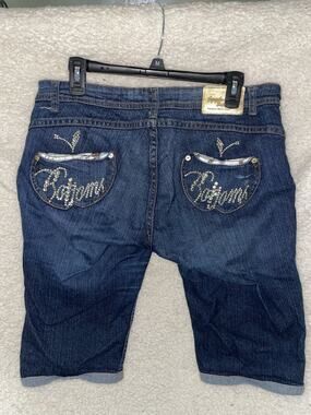 Vintage 90s Y2K Apple Bottoms Jean Shorts 11/12 Embroidered Apple Pockets